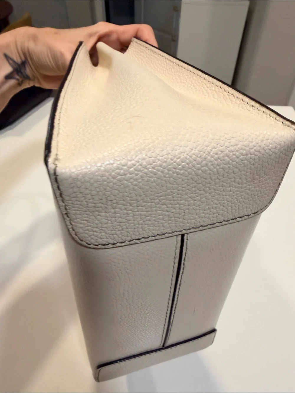 Michael Kors Mercer Small Cream Pebbled Leather Satchel Handbag Gold Hardware